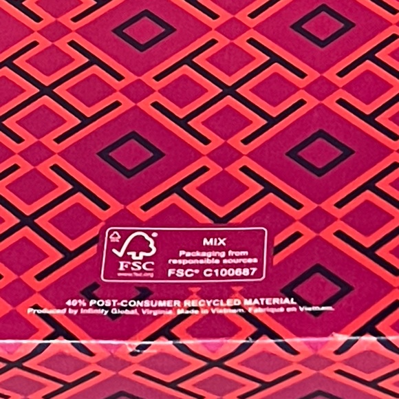 Tory Burch standing Velcro close gift bag - Picture 4 of 5